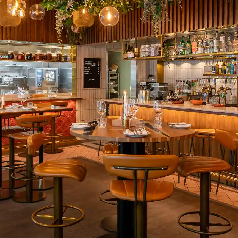 The Best Restaurants in the Bellavista Neighbourhood